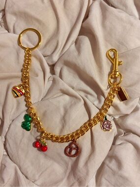 Coach Gold Tone Multi-Charm Chain Bag Strap Food & Novelty Handbag Accessory